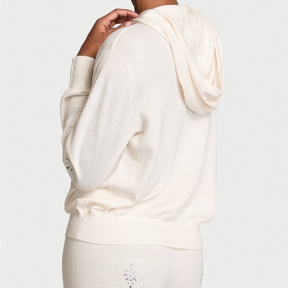 VICTORIA'S SECRET
Luxe Knit Crystal Sparkle  SET